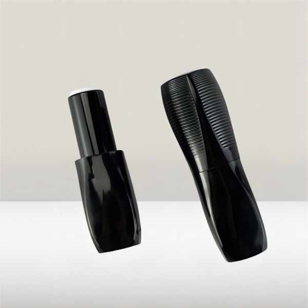 Unique Shape Magnetic Lipstick ContainerAmple Cosmetic Packaging