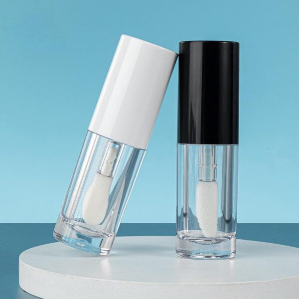 5ml Concealer Bottle with Big ApplicatorAmple Cosmetic Packaging