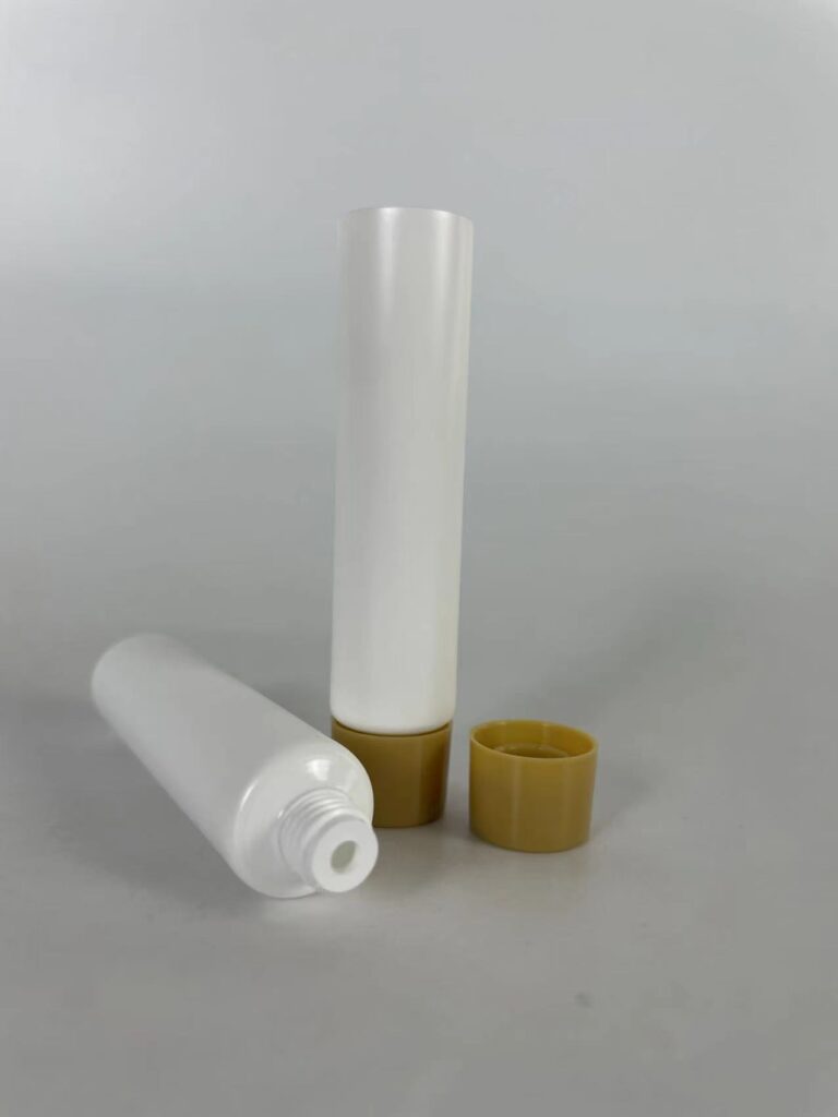 Eco friendly 16mm cosmetic packaging tubeAmple Cosmetic Packaging